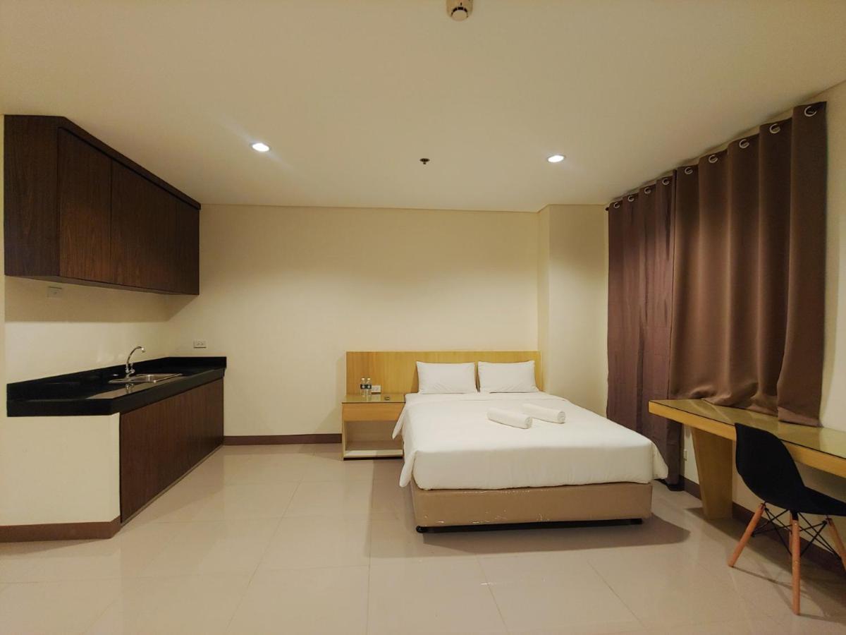 Kaizen Suites Manila Exterior photo