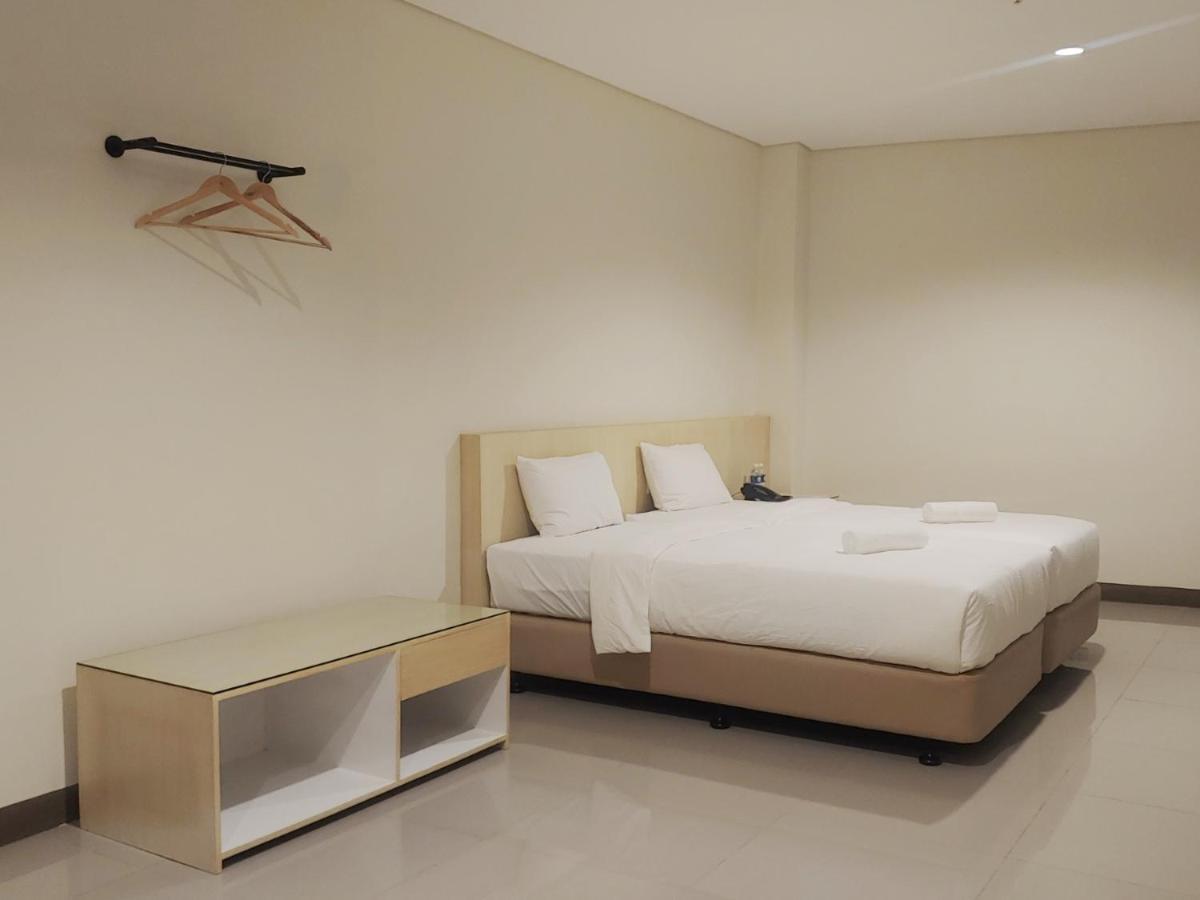 Kaizen Suites Manila Exterior photo