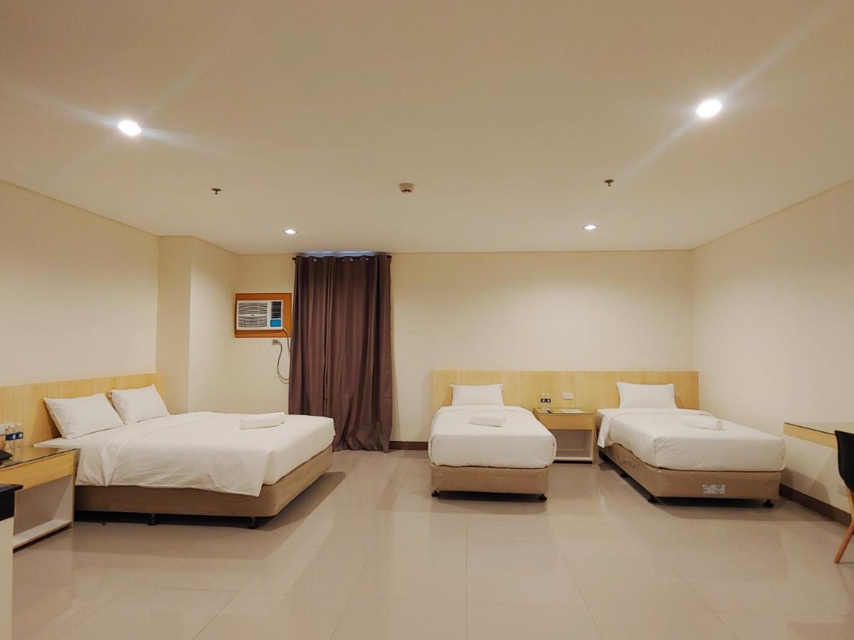 Kaizen Suites Manila Exterior photo