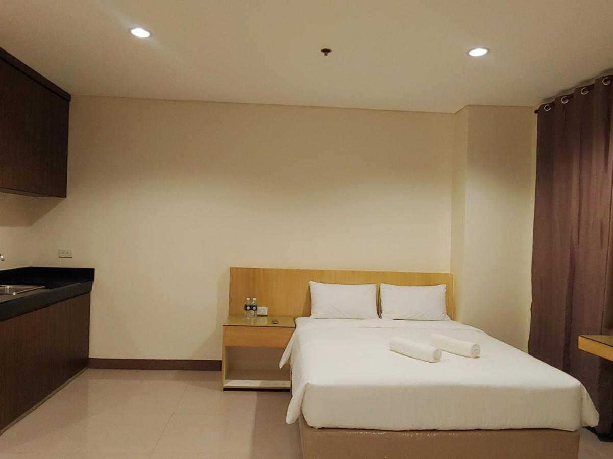 Kaizen Suites Manila Exterior photo